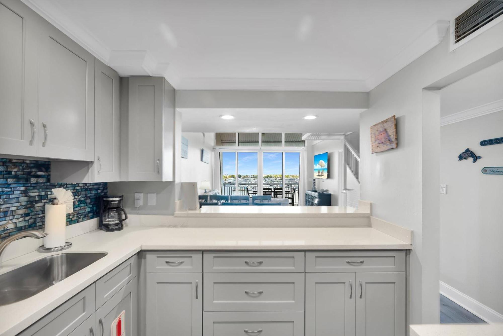 St Kitts - Downtown Waterfront Penthouse Pool Dock Parking Villa Кей Уест Екстериор снимка